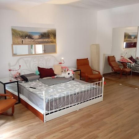 New Spacious Villa! Bukarest Exteriör bild